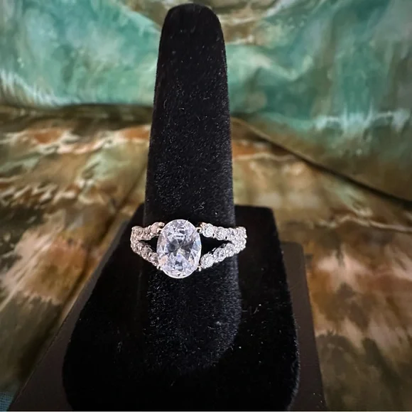 Swarovski Crystal & Silver Ring, Size 7 - Picture 9 of 15